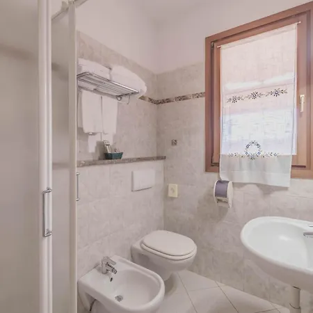 Hotel Galli - Wellness & Spa Fetovaia Room photo