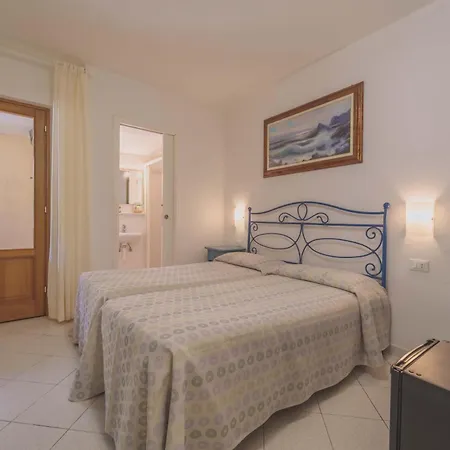 Hotel Galli - Wellness & Spa Fetovaia Room photo
