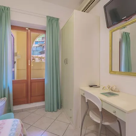 Hotel Galli - Wellness & Spa Fetovaia Room photo