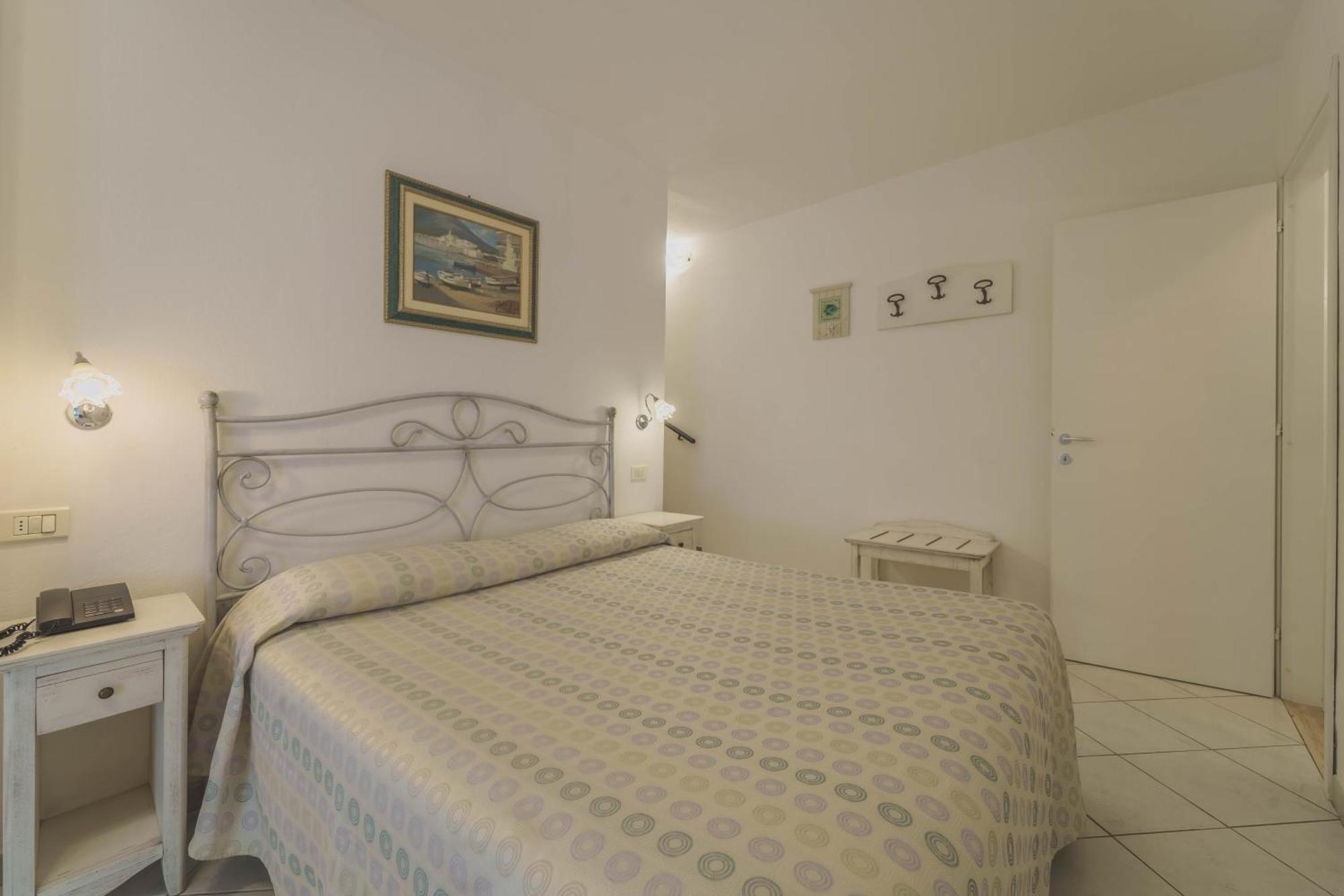 Galli - Wellness & 3* Fetovaia